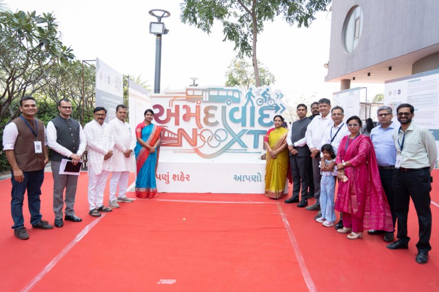 amdavadNXT organizers with minister, Government of Gujarat and Municipal Commissioner, Amdavad.